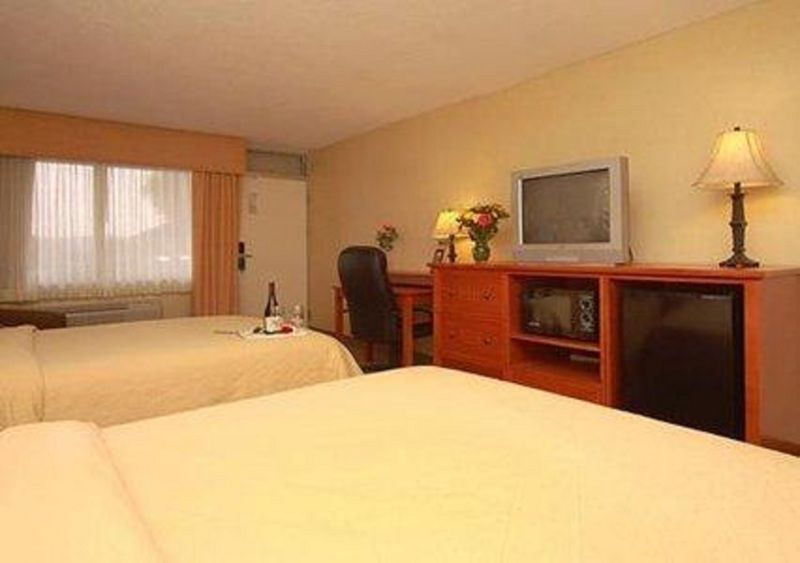 Quality Inn On Historic Route 66 Barstow Room photo